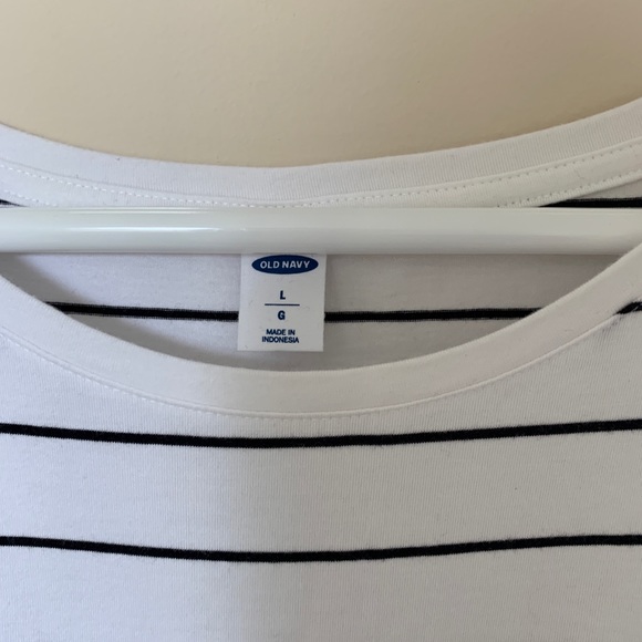 white striped t shirt - Picture 3 of 3